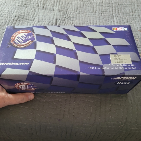 1999 Jeff Gordon Dupont/Superman ChromaLusion diecast bank, in box - Picture 6 of 16